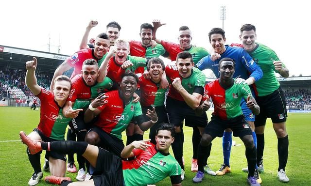 现不禁让我 现不禁让我