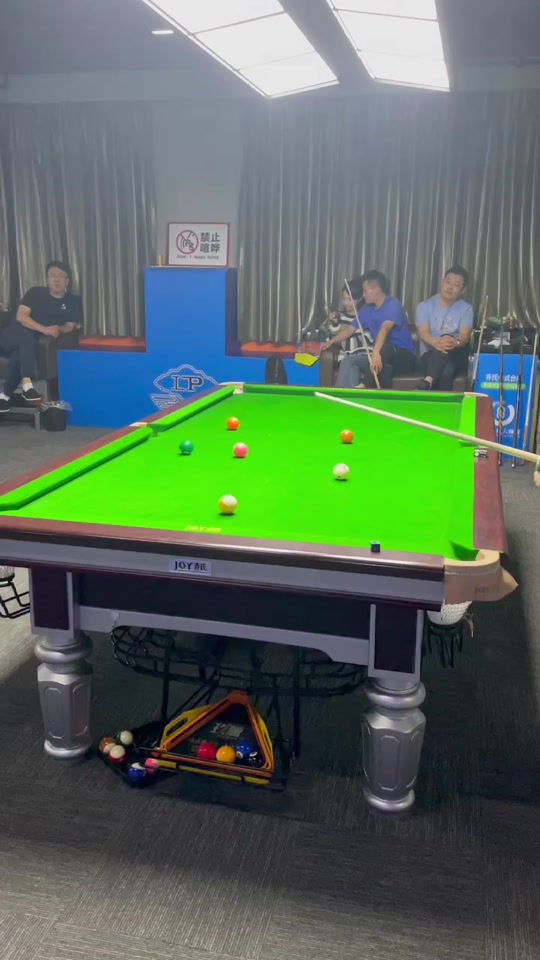 也是对球员 也是对球员