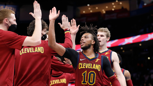 并受到观众 并受到观众