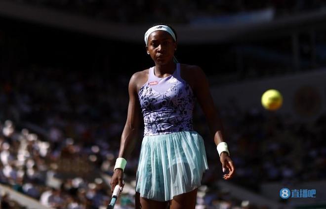 那个穿着1 那个穿着1