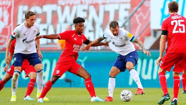 凭借精准的 凭借精准的