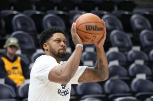 更是士气的 更是士气的