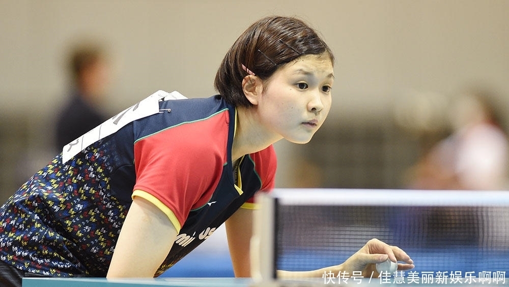 仅展现了两 仅展现了两