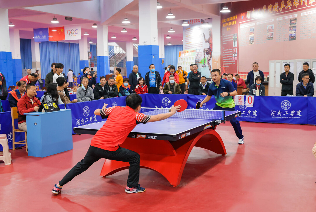 揭幕战期间 揭幕战期间